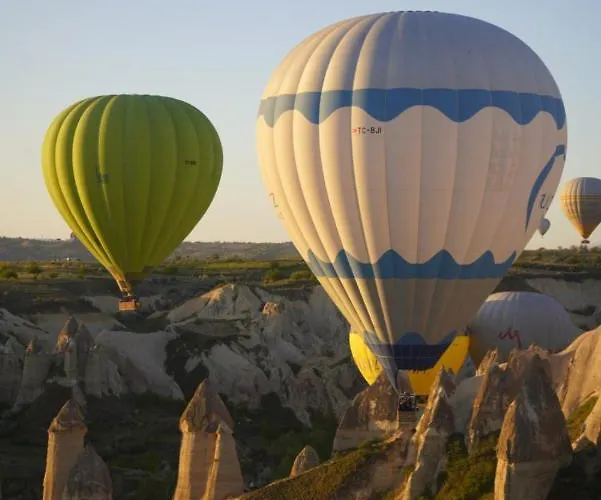 The Saddle Cappadocia Cave Hotel *